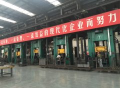 耐火磚成型壓力機的選擇，對企業的影響的兩個方面